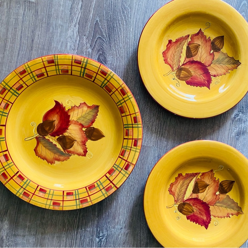 Fall serving dishes